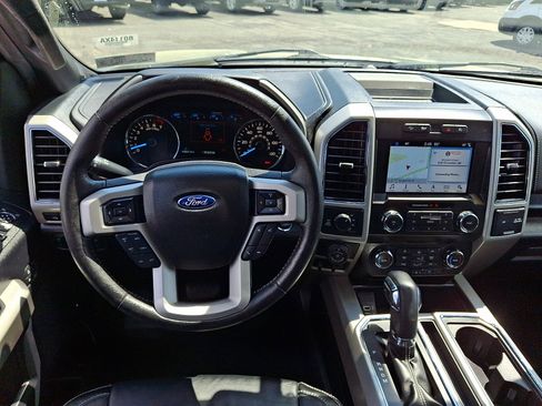 Used 2019 Ford F150 Lariat AWD/4WD image 12