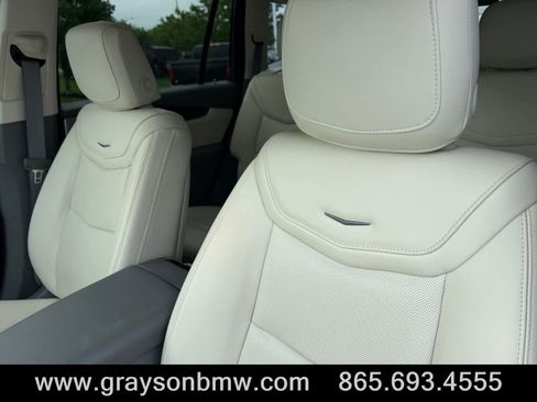 Used 2024 Cadillac XT6 Premium Luxury w/ Technology Package FWD image 13