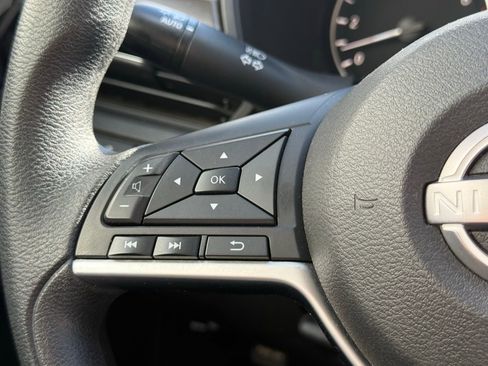 Used 2023 Nissan Altima 2.5 SV image 22