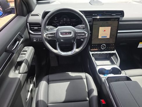 New 2026 GMC Terrain Elevation w/ Elevation Premium Package AWD/4WD image 3