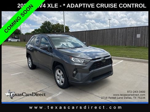 Used 2020 Toyota RAV4 XLE AWD/4WD image 3