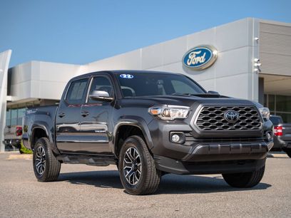 Used 2022 Toyota Tacoma TRD Sport w/ Technology Package