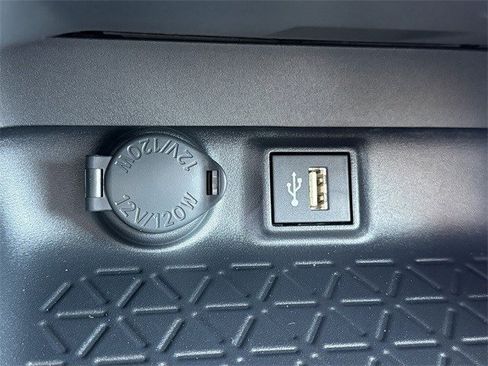 New 2025 Toyota RAV4 XLE image 19