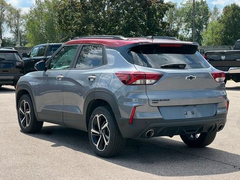 Used 2022 Chevrolet TrailBlazer RS w/ Technology Package AWD/4WD image 8