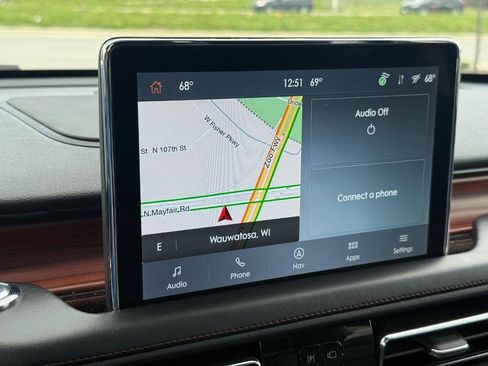 Certified 2023 Lincoln Aviator Reserve w/ Equipment Group 201A image 22