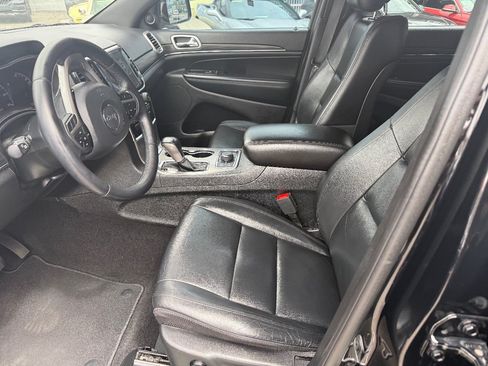 Used 2021 Jeep Grand Cherokee Limited AWD/4WD image 13