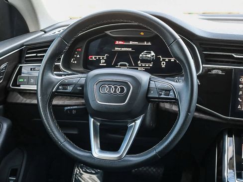 Used 2022 Audi Q8 Premium w/ Convenience Package image 20