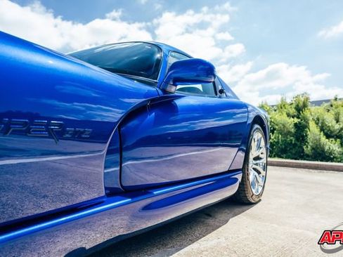 Used 1996 Dodge Viper GTS RWD image 48