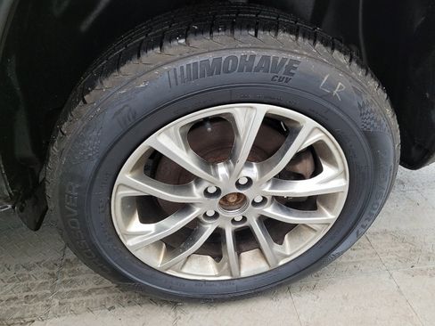 Used 2019 Jeep Cherokee Latitude Plus w/ Cold Weather Group image 31