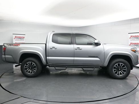 Used 2023 Toyota Tacoma TRD Sport w/ Advanced Technology Package AWD/4WD image 9