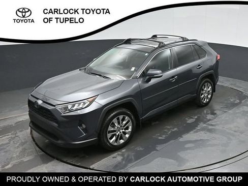 Used 2021 Toyota RAV4 XLE Premium image 35
