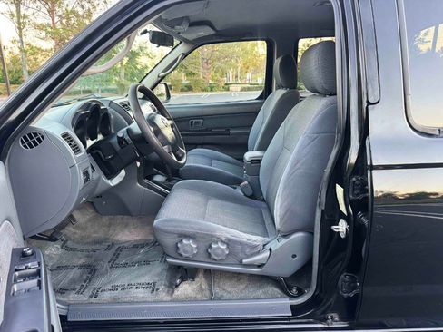 Used 2004 Nissan Frontier XE w/ (PWR) Pwr Pkg image 15