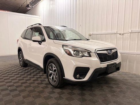 Used 2020 Subaru Forester Premium image 22
