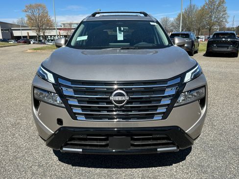 New 2026 Nissan Rogue Platinum w/ Platinum Premium Package image 2