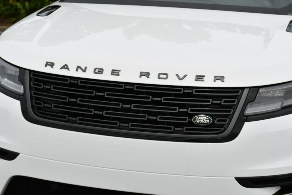 Used 2025 Land Rover Range Rover Velar Dynamic SE AWD/4WD image 43