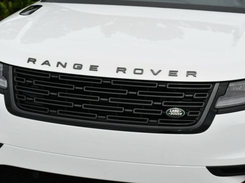 Used 2025 Land Rover Range Rover Velar Dynamic SE AWD/4WD image 43