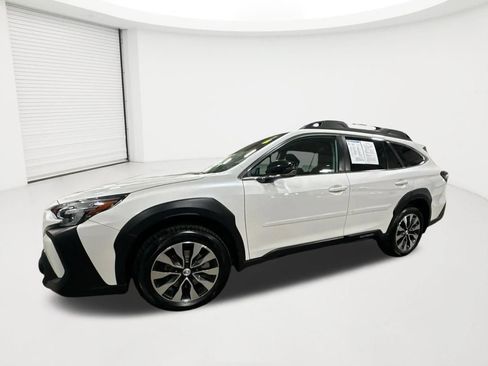 Used 2023 Subaru Outback Limited XT image 1
