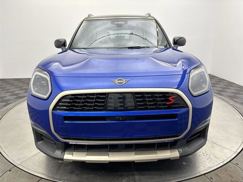 Used 2025 MINI Cooper Countryman S w/ Comfort Package Max image 14