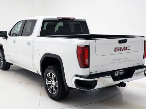 Used 2026 GMC Sierra 1500 SLT AWD/4WD image 7