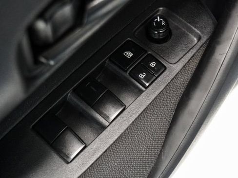 Used 2023 Toyota Corolla LE FWD image 19