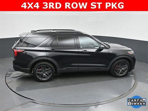 Used 2025 Ford Explorer ST-Line w/ ST-Line Street Pack image 29