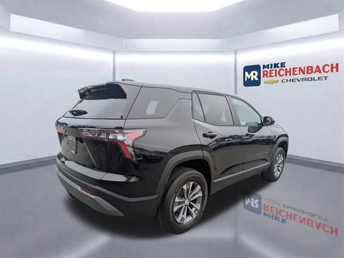 New 2026 Chevrolet Equinox LT w/ Convenience Package II image 4