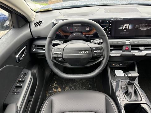 New 2026 Kia K4 EX image 16