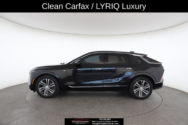 Used 2024 Cadillac Lyriq Luxury AWD/4WD image 7