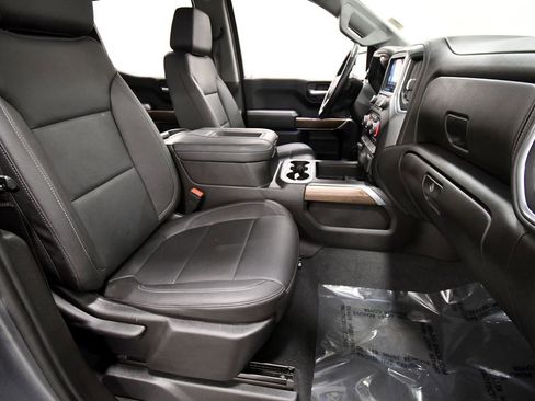 Used 2021 Chevrolet Silverado 1500 LT Trail Boss w/ Convenience Package II image 19