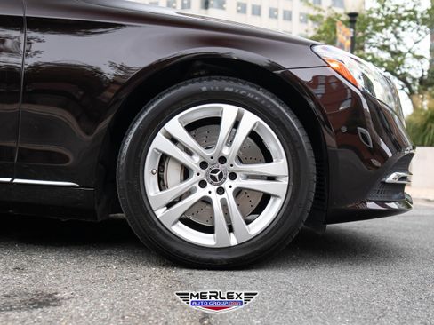 Used 2018 Mercedes-Benz S 560 Sedan image 10