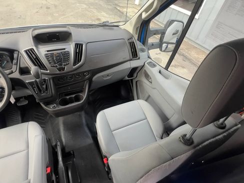 Used 2019 Ford Transit 250 148 Medium Roof image 21