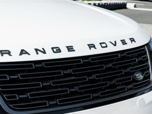 Used 2024 Land Rover Range Rover Velar S AWD/4WD image 10