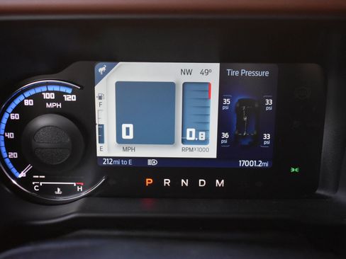 Used 2024 Ford Bronco Outer Banks w/ Sasquatch Package image 28