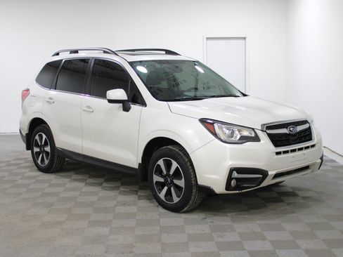 Used 2018 Subaru Forester 2.5i Limited image 1