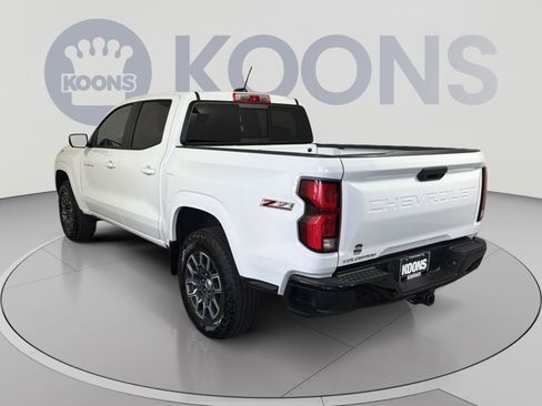 Used 2026 Chevrolet Colorado Z71 w/ Technology Package AWD/4WD image 4