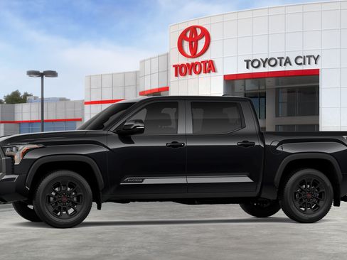 New 2025 Toyota Tundra Platinum w/ TRD Off-Road Package AWD/4WD image 6