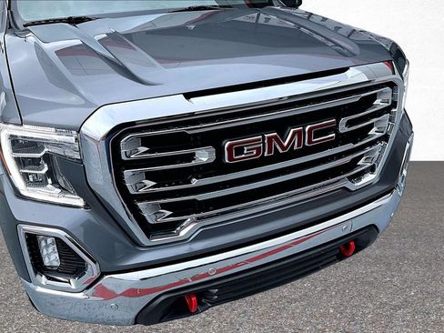 Used 2022 GMC Sierra 1500 SLT w/ SLT Premium Plus Package AWD/4WD image 33