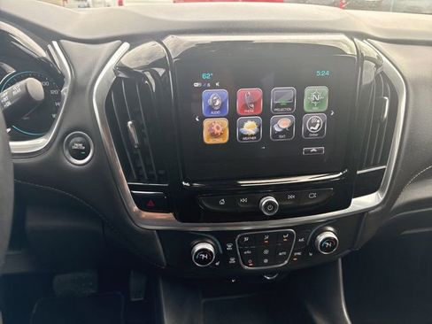 Used 2018 Chevrolet Traverse LT AWD/4WD image 10