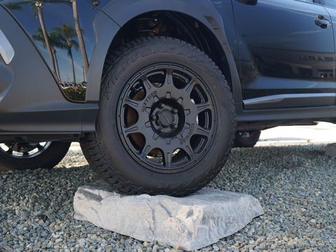 New 2026 Subaru Crosstrek 2.5i Limited w/ Crosstrek Mirror Package image 2