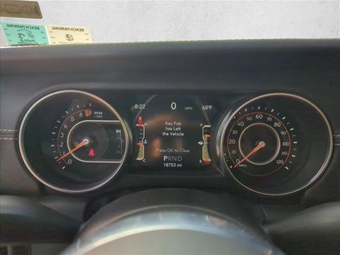 Used 2020 Jeep Gladiator Overland w/ Popular Equipment Package image 16