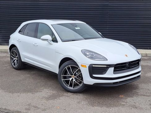 New 2026 Porsche Macan image 9