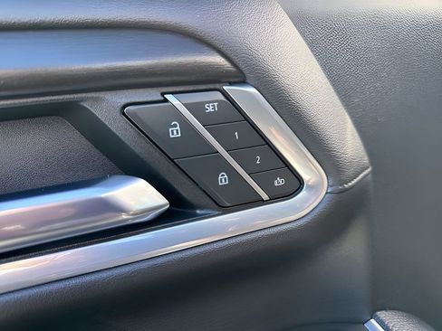 Used 2024 GMC Sierra 2500 Denali w/ Denali Reserve Package image 11