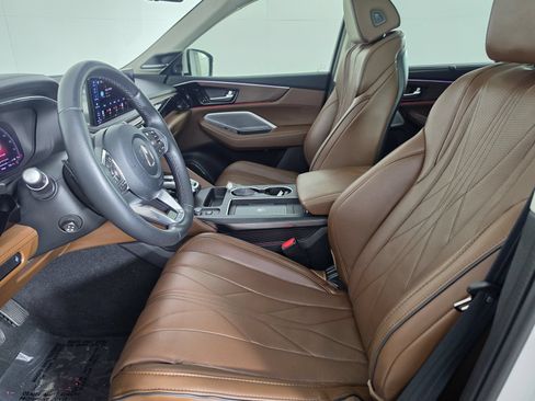 Used 2025 Acura MDX SH-AWD w/ Advance Package image 16