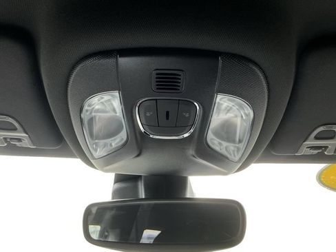 Used 2023 Jeep Compass Latitude AWD/4WD image 25