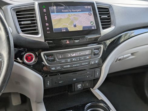 Used 2016 Honda Pilot Touring image 34