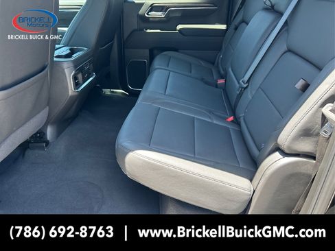 New 2025 GMC Sierra 1500 SLT w/ SLT Convenience Package image 10