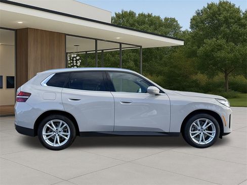 Used 2025 BMW X3 xDrive30i w/ Convenience Package image 6