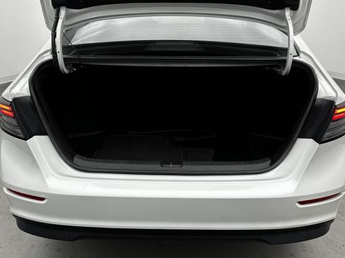 Used 2023 Honda Accord EX image 31