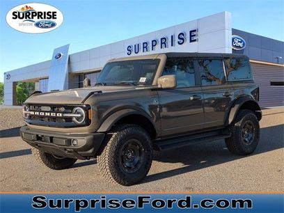 New 2025 Ford Bronco Outer Banks w/ Sasquatch Package