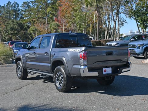 Certified 2023 Toyota Tacoma TRD Off-Road image 3